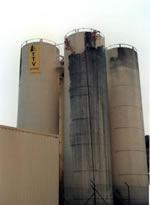 Neteja de dip&ograve;sits industrials de la Bimbo